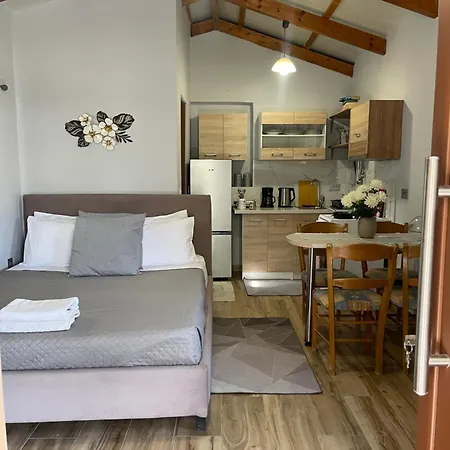 Rock House Ambelokipoi (Zakynthos)